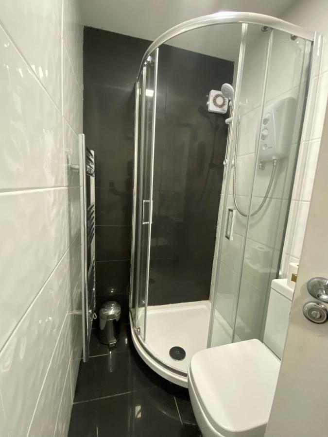 Treetops Flat4 Hall Green B28 Birmingham Eksteriør bilde