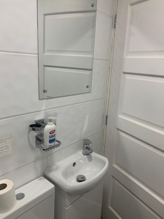 Treetops Flat4 Hall Green B28 Birmingham Eksteriør bilde
