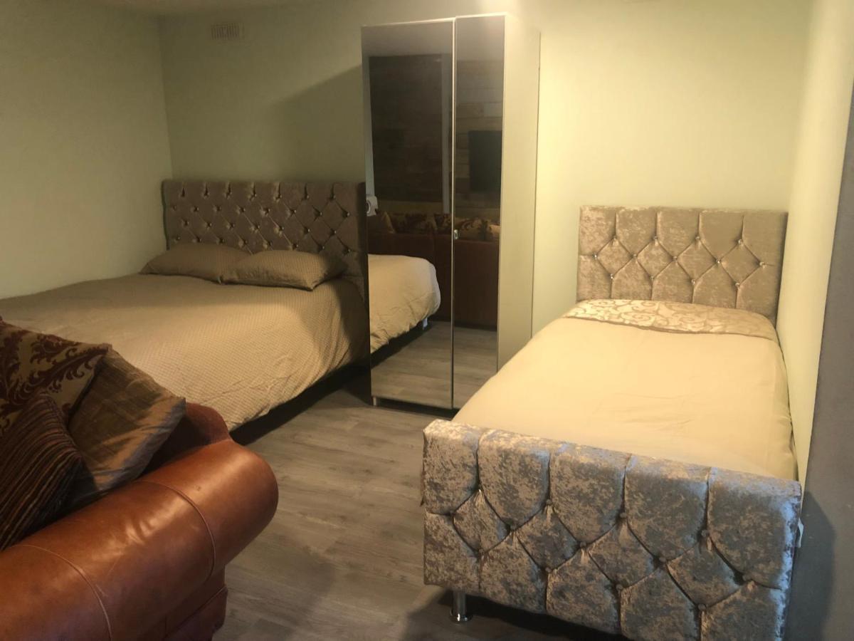 Treetops Flat4 Hall Green B28 Birmingham Eksteriør bilde